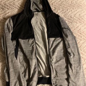 PUMA Zip up hoodie L